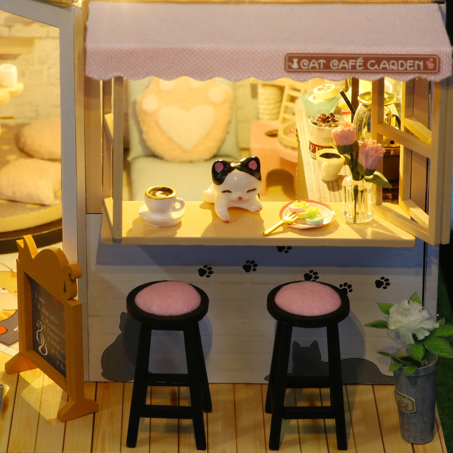 M2111 Cat Garden Cafe DIY Miniature Dollhouse Kit