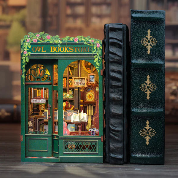 SD02 Owl Bookstore DIY Book Nook Kit Bookshelf Insert Diorama Scenery Miniature Crafts