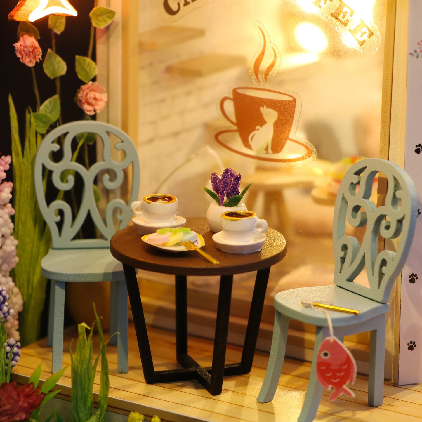 M2111 Cat Garden Cafe DIY Miniature Dollhouse Kit