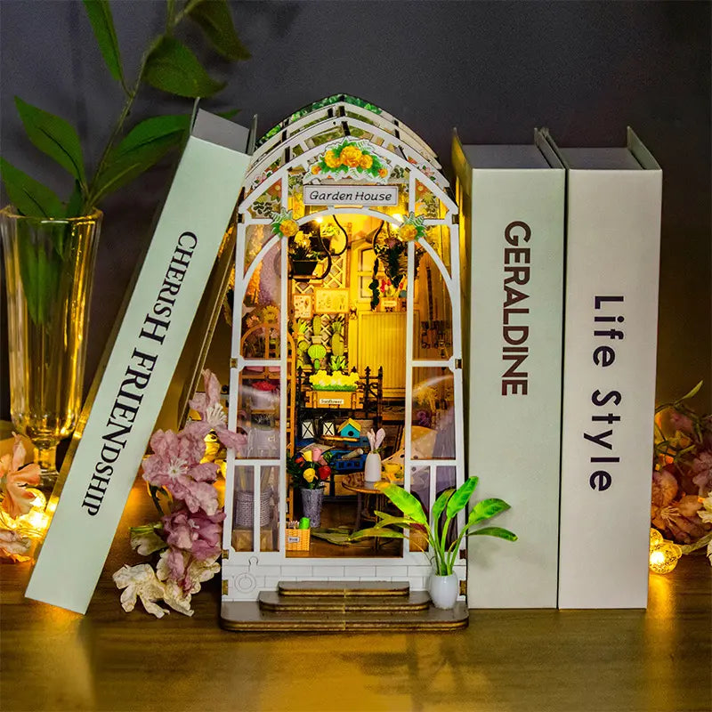 M2313 Garden House Book Nook Greenhouse DIY Book Nook Kit