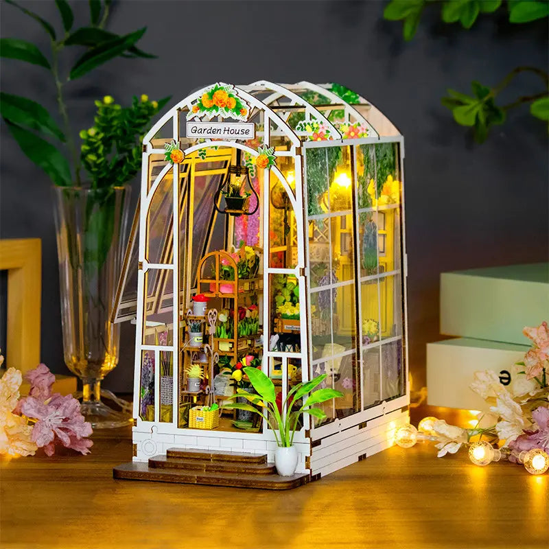 M2313 Garden House Book Nook Greenhouse DIY Book Nook Kit