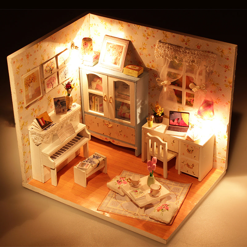 M011 Hemiola's Room DIY Miniature Dollhouse Kit