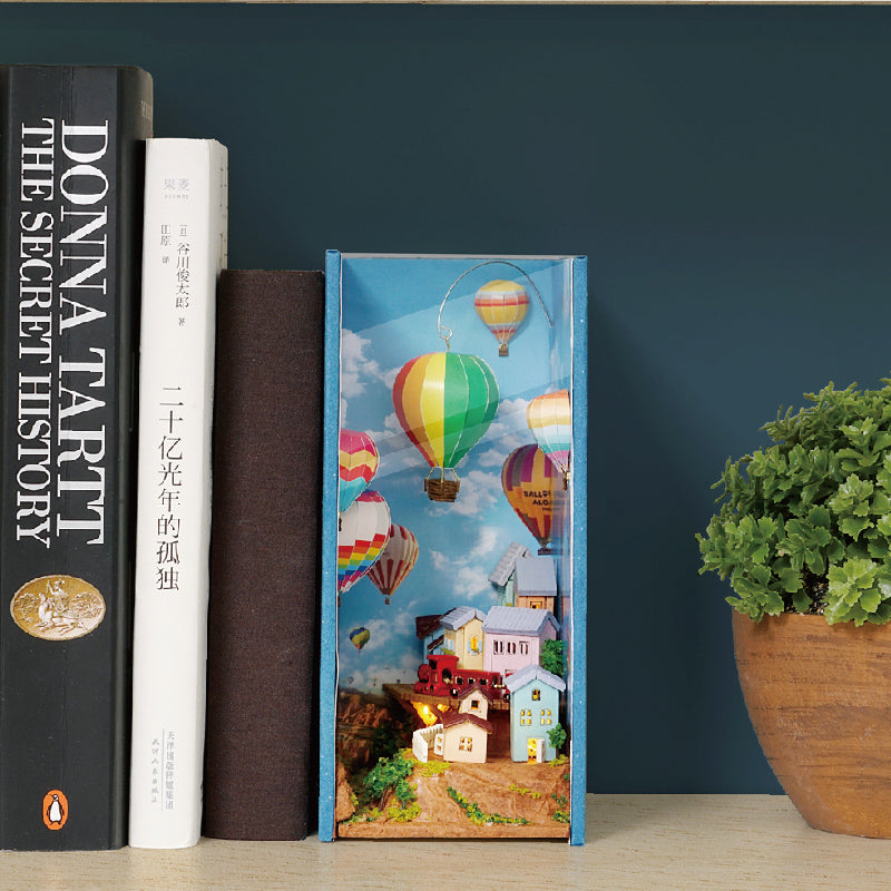 N002 Hot Air Balloon DIY Book Nook Kit Bookshelf Insert Miniature Crafts 3D Wooden Puzzles