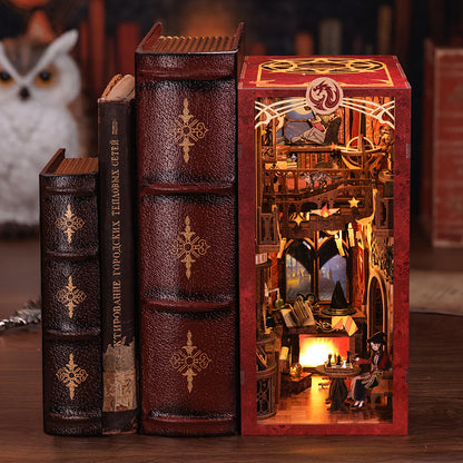 RK01 Flame Common Room DIY Book Nook Kit Bookshelf Insert Diorama Scenery Miniature Crafts