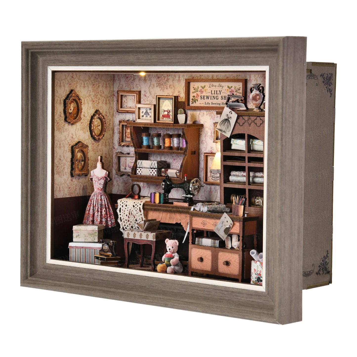 ZR01 Lily Sewing Shop DIY Dollhouse Miniature Kits Miniature Frames Tailor Shop Clothing Alterations Shop