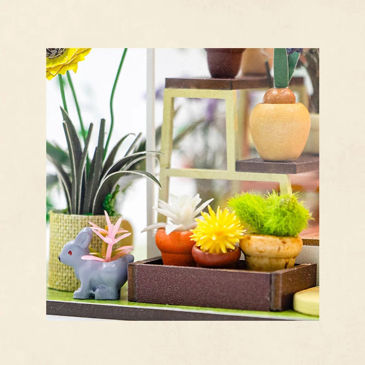 M2421 Sunshine Flower DIY Dollhouse Miniature Kit Garden House Miniature Greenhouse Diorama Scenery