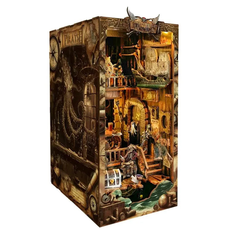 SQ36 Pirates of Caribbean DIY Book Nook Kit Jack Sparrow Black Pearl Ship Miniature Diorama
